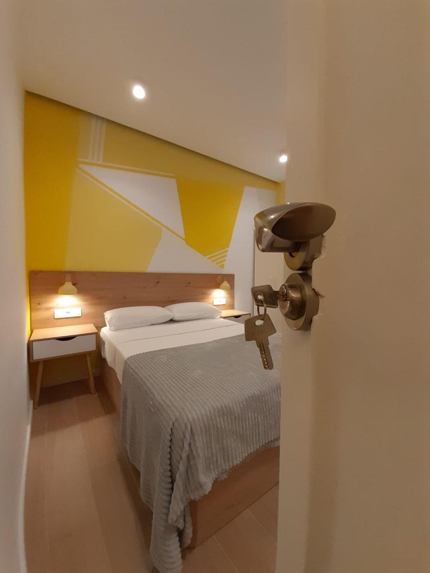 Good Energy Rooms Alicante Exterior photo