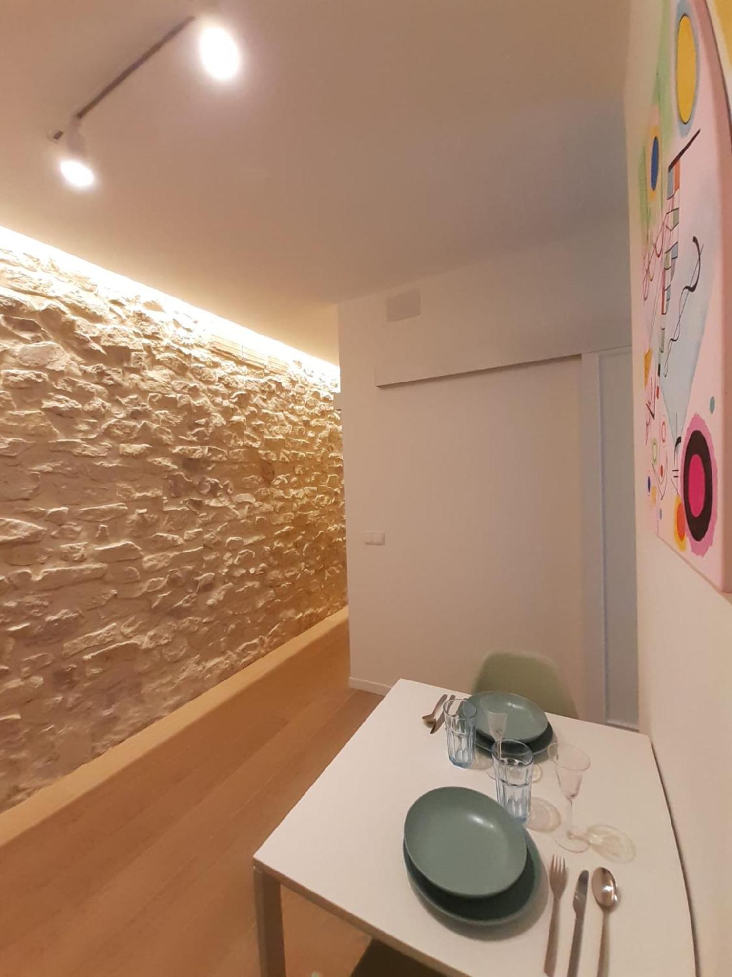 Good Energy Rooms Alicante Exterior photo